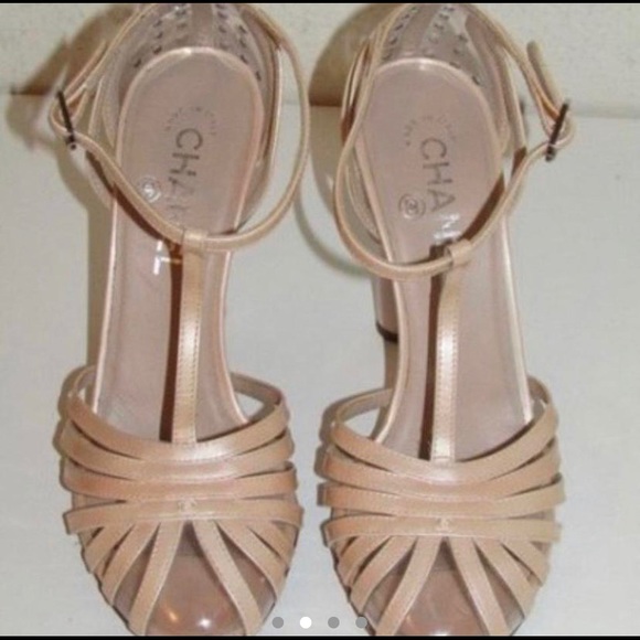 Chanel T-Strap Beige Pumps - Picture 4 of 4